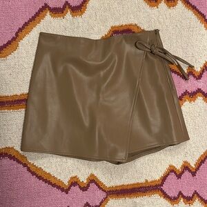 Abercrombie & Fitch Faux Leather Skort
